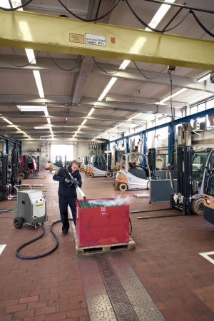 Аппарат для очистки сухим льдом Karcher IB 15/120 1.574-104.0