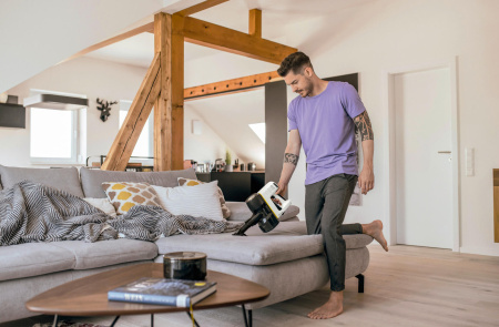 Пылесос вертикальный аккумуляторный Karcher VC 4 Cordless MyHome Car 1.198-632.0 Пылесос вертикальный аккумуляторный Karcher VC 4 Cordless MyHome Car 1.198-632.0