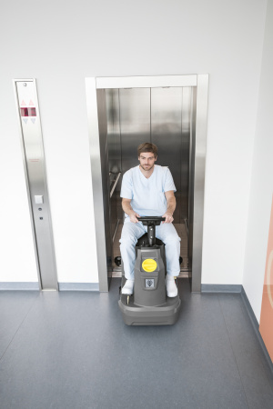 Поломоечная машина Karcher BD 50/70 R Classic 1.161-070.0