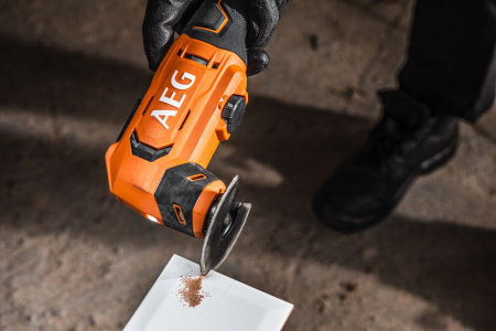 Многофункциональный инструмент (реноватор)