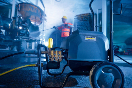 Аппарат высокого давления Karcher HD 7/18-4 M Classic 1.367-902.0 Аппарат высокого давления Karcher HD 7/18-4 M Classic 1.367-902.0