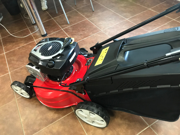 Газонокосилки и сенокосилки