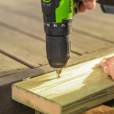 Набор сверл, бит и коронок Greenworks (90 шт) в кейсе 2944607