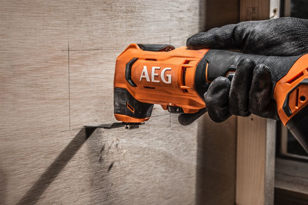 Многофункциональный инструмент (реноватор)