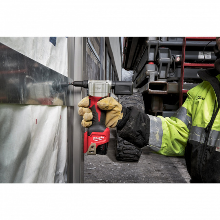 Электроинструмент